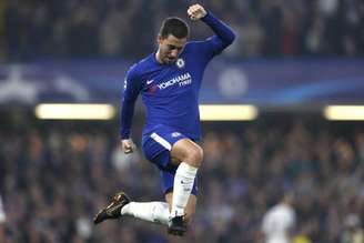 Hazard pode parar no Real Madrid a partir da temporada 2018/19 (Foto: Adrian Dennis / AFP)