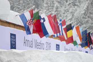 Entrada do local que abriga as reuniões do Fórum de Davos