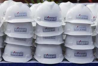 Capacetes da Keppel Corp vistos em Cingapura 11/03/2016 REUTERS/Edgar Su