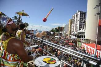 Olodum anima o carnaval na capital baiana neste domingo