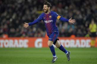Messi marcou mais dois neste sábado (Foto: LLUIS GENE / AFP)