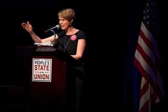 Atriz Cynthia Nixon fala durante evento do "Estado da União" em Nova York
 29/1/2018    REUTERS/Darren Ornitz