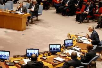 Embaixador sírio fala na ONU
 9/4/2018   REUTERS/Brendan McDermid 