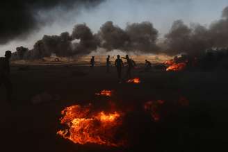 Palestinos entram em novos confrontos contra o Exército de Israel no dia da Nakba