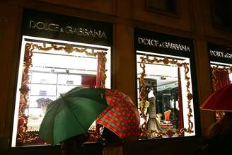 Fachada de loja da Dolce & Gabbana em Milão, na Itália. Foto: 	Vittorio Zunino Celotto.