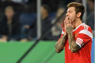 Sem Glushakov, o atacante Fedor Smolov passa a ser a esperança dos russos (Foto: KIRILL KUDRYAVTSEV / AFP)