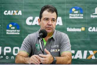 Enderson Moreira afirma que América-MG foi melhor no segundo tempo (Foto: Divulgação/América-MG)