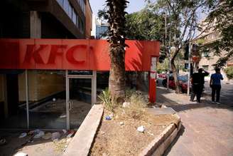 Restaurente KFC fechado em Damasco 01/09/2018 REUTERS/Omar Sanadiki