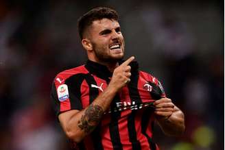 Cutrone é um dos destaques do Milan na temporada (Foto: MARCO BERTORELLO / AFP)