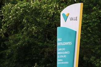 Imagem da unidade da empresa Vale, instalada às margens da BR-050, no município de Catalão (Goiás)