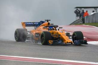Alonso teve que abandonar o GP dos Estados Unidos após um choque