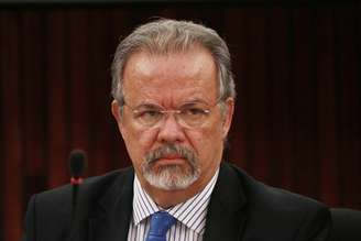 Ministro da Segurança Pública, Raul Jungmann, durante coletiva no Tribunal Superior Eleitoral, em Brasília (DF), neste domingo (21)