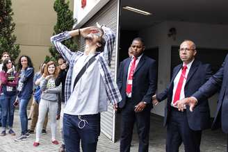 Estudante chega atrasado a local de prova em São Paulo e é impedido de entrar