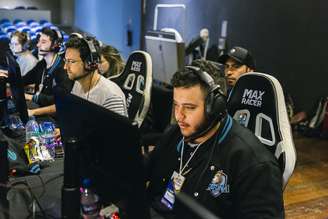 No primeiro dia da GameCup, nesta sexta-feira (9), o público poderá assistir à semifinal de Counter Strike: Global Offensive (CS:GO), na categoria masculina, entre as equipes Team Wild e Detona Gaming