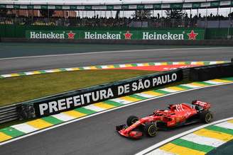 GP do Brasil: Vettel supera Hamilton e lidera o último treino livre em Interlagos