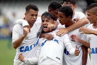 Lucas Lourenço é o grande destaque do sub-17 do Santos na Copa do Brasil da categoria (Foto: Santos/Divulgação)