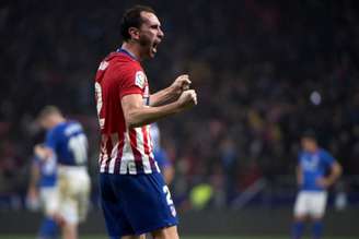 O contrato de Godín com o Atlético de Madrid se encerra em junho (Foto: Curto de la Torre / AFP)