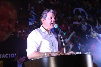  Fernando Haddad durante ato pela liberdade do ex-presidente Luiz Inácio Lula da Silva
