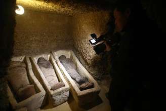 Egito anuncia descobrimento de tumba com 40 múmias