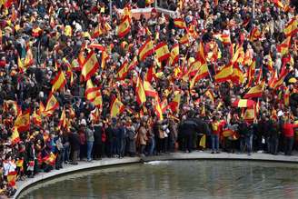 Milhares protestam em Madri contra política do governo espanhol para Catalunha