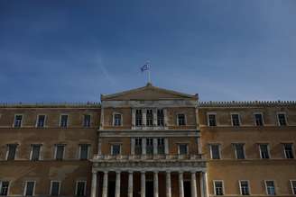 Bandeira da Grécia na sede do Parlamento em Atenas
28/01/2019
REUTERS/Alkis Konstantinidis 