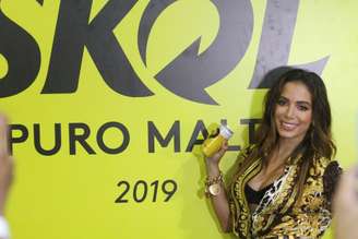 Anitta se apresentou em Salvador no camarote da Skol durante o Carnaval 2019