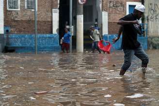 Água alagou diversos pontos de São Paulo e da Região Metropolitana