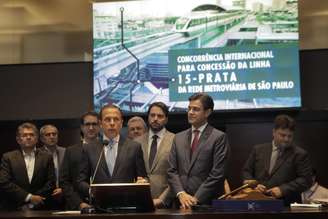 O governador João Doria (PSDB) participou do leilão de concessão da Linha 15-Prata do metrô de São Paulo. A concessionária ViaMobilidade pertencente à CCR ganhou o direito à operação da linha por 20 anos