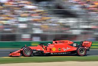 Sebastian Vettel admite que a Ferrari era simplesmente “lenta demais”