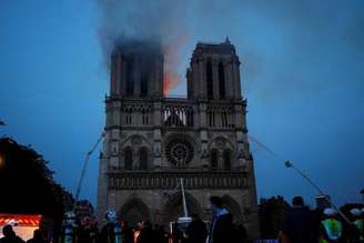 Unesco se solidariza com França após tragédia na Notre-Dame