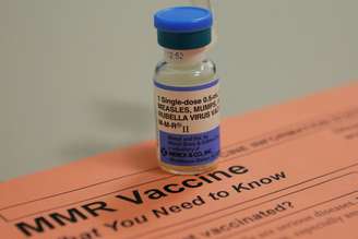 Ampola de vacina tríplice contra sarampo, caxumba e rubéola em hospital de Boston
26/02/2015
REUTERS/Brian Snyder