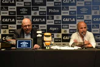 Peres disse que clubes do mundo querem contar com o técnico Jorge Sampaoli (Ivan Storti/Santos FC)
