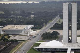 Imagem do Palácio do Planalte do Congresso Nacional. 18/4/2013. REUTERS/Ueslei Marcelino 
