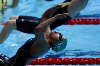 Etiene Medeiros está na final do Mundial de natação nos 50m costas (Foto:Satiro Sodré)