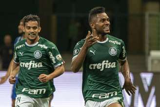 Borja (direita) voltou a marcar sobre o Godoy Cruz.