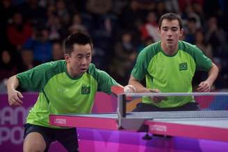 Hugo Calderano e Gustavo Tsuboi são ouro no tênis de mesa (Alexandre Loureiro/COB)