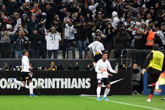 O jogador Manoel, do Corinthians, durante comemoração do gol em partida contra a equipe do Palmeiras, em jogo válido pela 13ª rodada do Campeonato Brasileiro de 2019, realizado na Arena Corinthians, em Itaquera