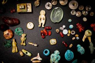 Pesquisadores encontram 'tesouro de bruxas' em Pompeia