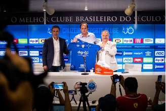 Ceni está no Cruzeiro desde terça-feira e vai estrear diante do líder do Brasileiro, o Santos- (Angel Drummond/Cruzeiro)