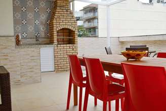 1. A churrasqueira de tijolo é muito comum em casas brasileiras. Foto: Revista Viva Decora.