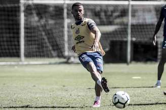 Venuto tem evoluído nos treinos do Santos, segundo Jorge Sampaoli (Foto: Ivan Storti/Santos)