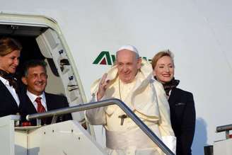 Papa Francisco embarca para viagem de uma semana à África