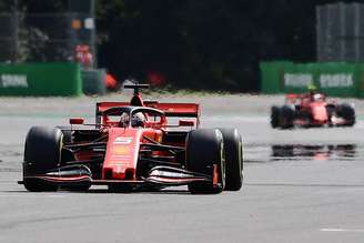 Vettel sobre o Q3: “Havia uma McLaren e uma Renault bloqueando a pista”