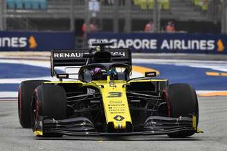 Ricciardo sob investigação pode enfrentar penalidade de grid