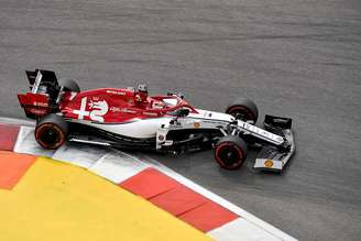 Alfa Romeo considera que tem chance realista de pontuar com os dois carros no GP do Japão