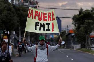 Protesto contra medidas de austeridade do governo do Equador em Quito, capital do país