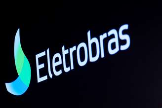 Logo da Eletrobras em painel na bolsa de valores de Nova York 
09/04/2019
REUTERS/Brendan McDermid