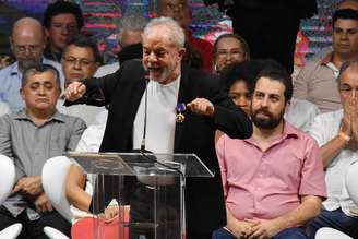 Ex-presidente Lula durante discurso no Congresso Nacional do PT