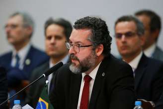 Chanceler Ernesto Araújo discursa durante reunião do Mercosul em Bento Gonçalves (RS)
04/12/2019
REUTERS/Diego Vara