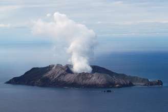 Vista aérea do vulcão de White Island, na Nova Zelândia
12/12/2019 REUTERS/Jorge Silva
